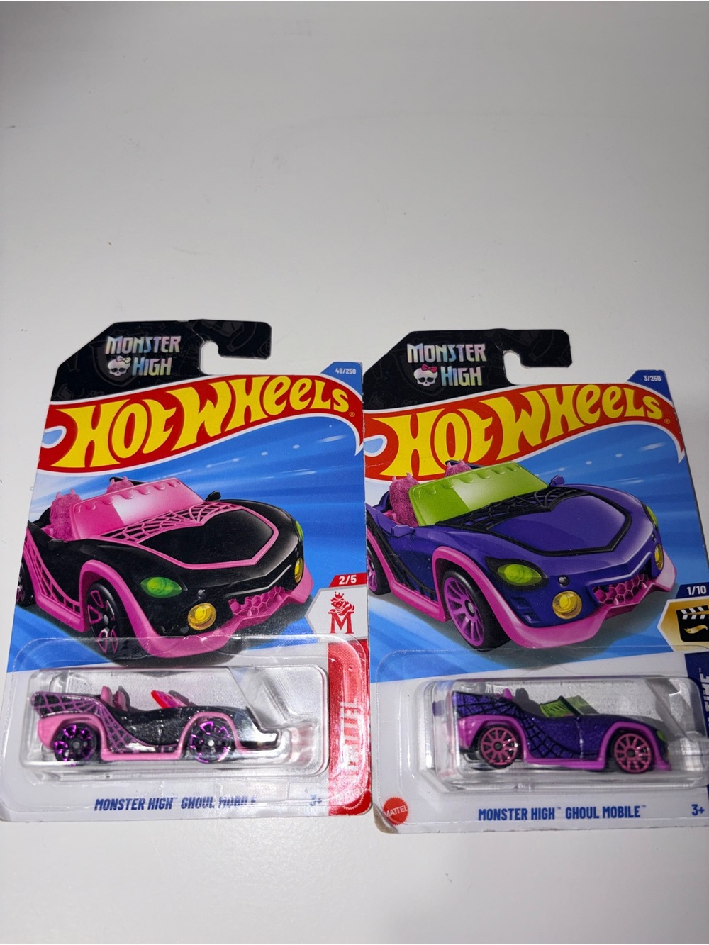 Hot Wheels Monster High Ghoul Mobile Lot of 2 Mattel Die-Cast Cars NIP Sealed